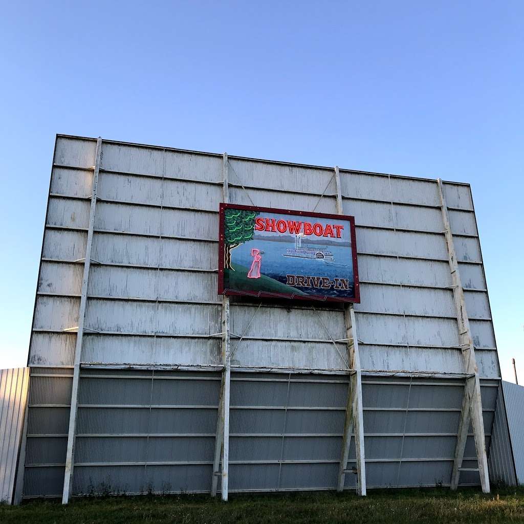 Showboat Drive-In | 22422 Farm to Market 2920, Hockley, TX 77447, USA | Phone: (281) 351-5224