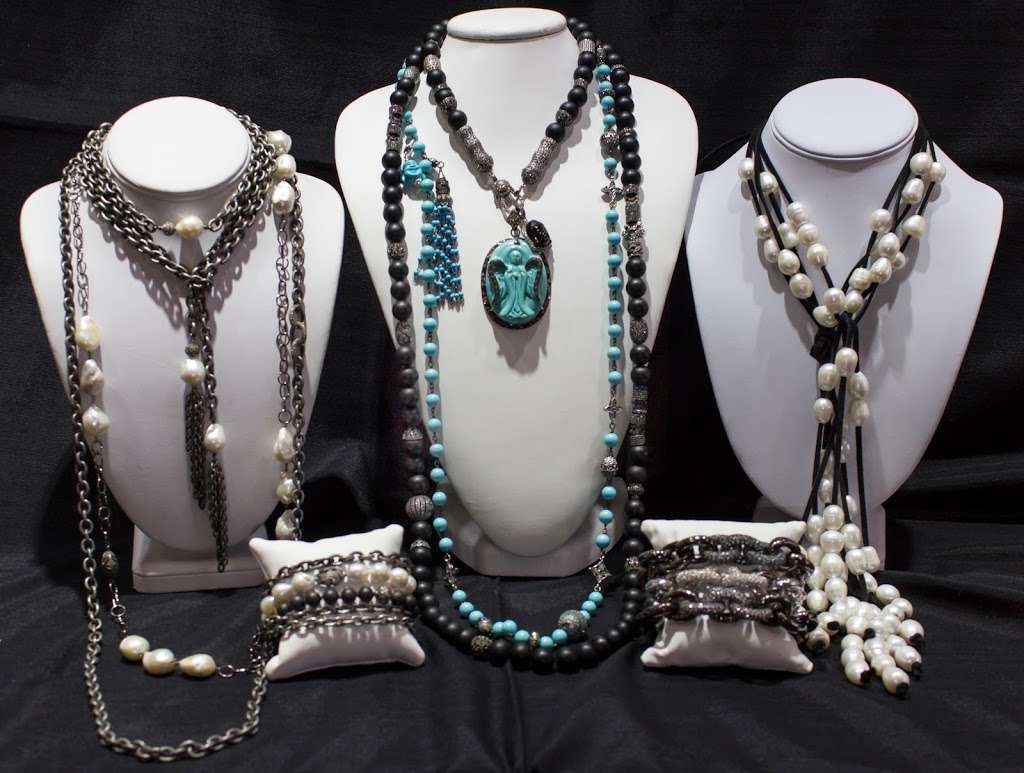 Elies Fine Jewelry | 3011 Yamato Rd, Boca Raton, FL 33434, USA | Phone: (561) 997-2033