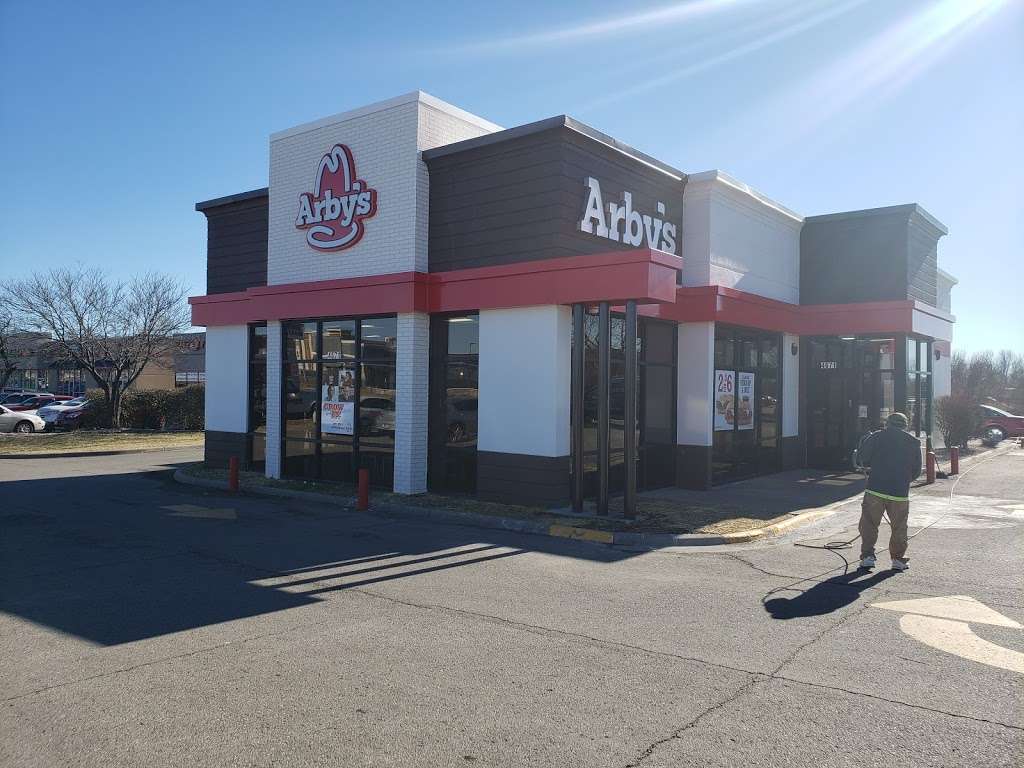 Arbys | 4671 W 6th St, Lawrence, KS 66049, USA | Phone: (785) 331-3153