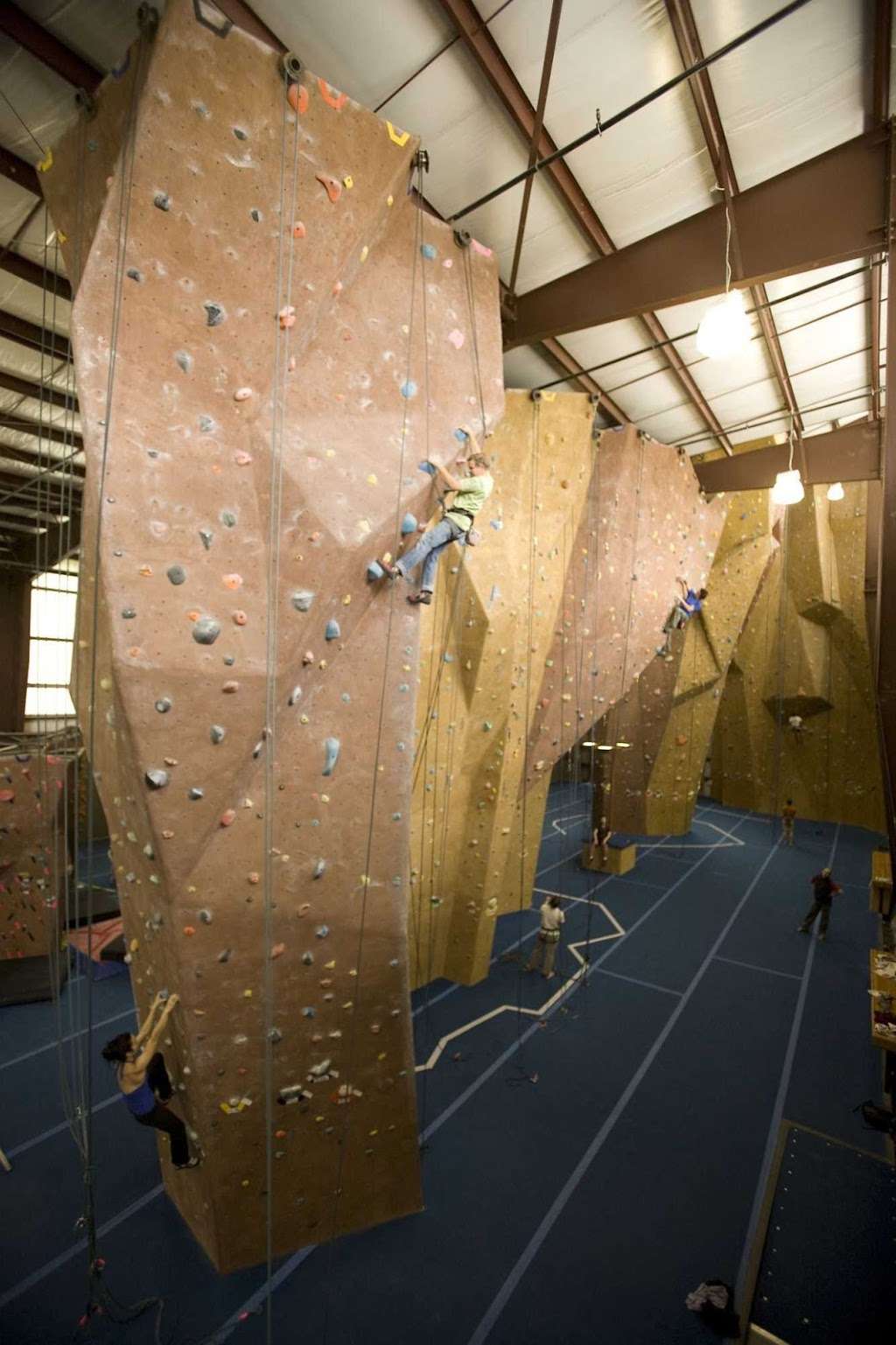 Planet Granite Sunnyvale | 815 Stewart Dr, Sunnyvale, CA 94085 | Phone: (408) 991-9090