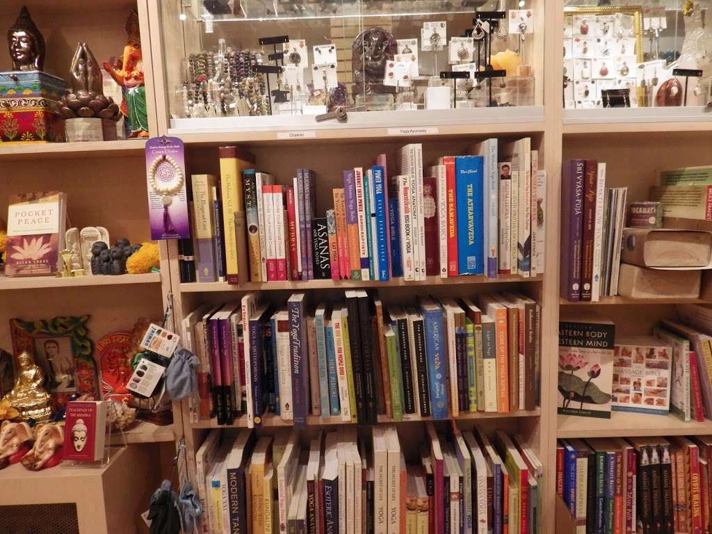 Aum Shanti Bookshop & Tarot Card Readings - book store  | Photo 4 of 10 | Address: 230 E 14th St, New York, NY 10003, USA | Phone: (212) 260-2866