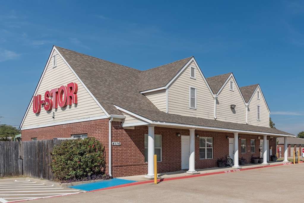 U-Stor Walton Walker | 4116 S Walton Walker Blvd, Dallas, TX 75236 | Phone: (214) 330-0709