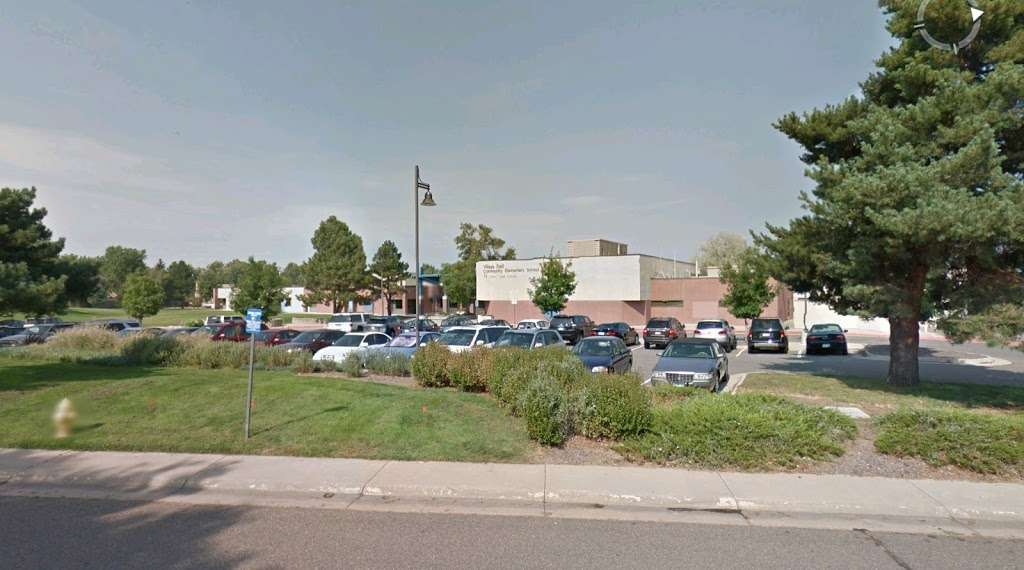 Village East Elementary School | 1433 S Oakland St, Aurora, CO 80012, USA | Phone: (720) 747-2000