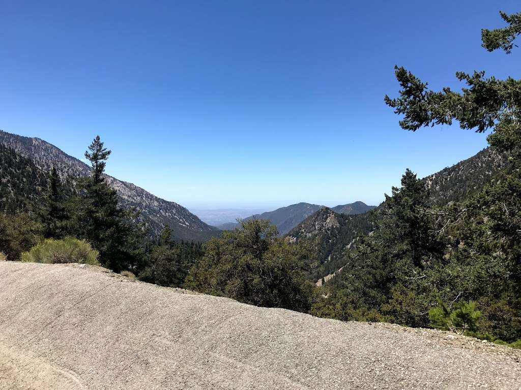 Baldy Bowl Trail start | Baldy Bowl Trail, Mt Baldy, CA 91759, USA