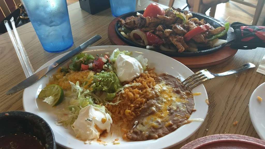 Las Fajitas Mexican Restaurant | 7450 S Gartrell Rd b7, Aurora, CO 80016, USA | Phone: (303) 766-3016