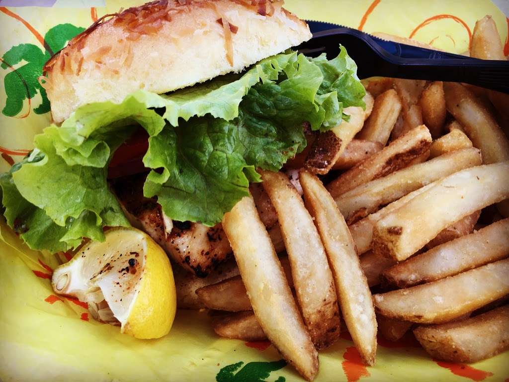 Sandbar | 40 S Ocean Blvd, Delray Beach, FL 33483, USA | Phone: (561) 665-4669