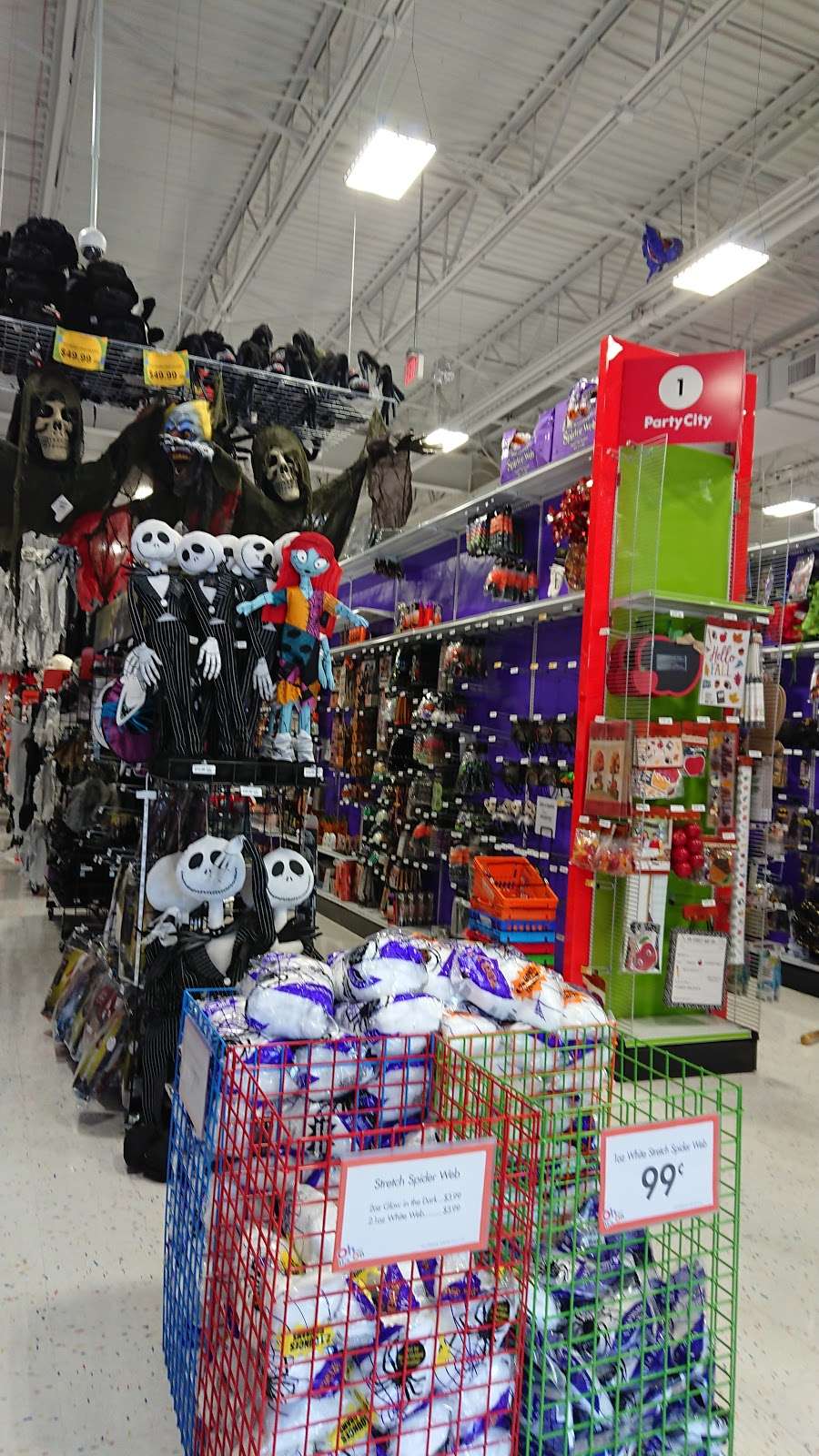 Party City | 209 Kingery Hwy, Elmhurst, IL 60126, USA | Phone: (630) 415-3105