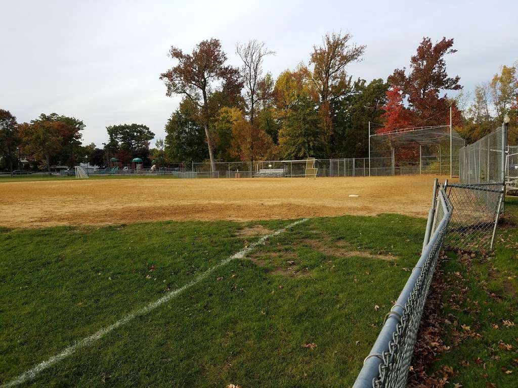 Witte Field Johnson Field | 39-43 Johnson Ave, Englewood Cliffs, NJ 07632, USA