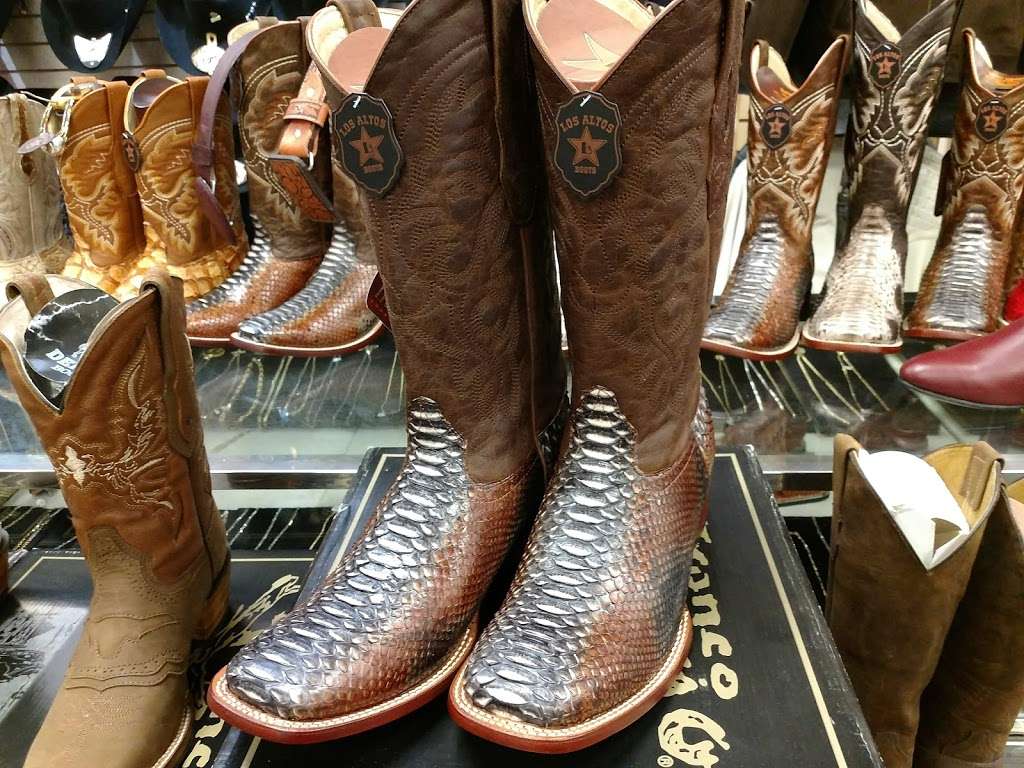 El Campesino Boots | 1936 Greeley Mall, Greeley, CO 80631, USA | Phone: (970) 353-5509