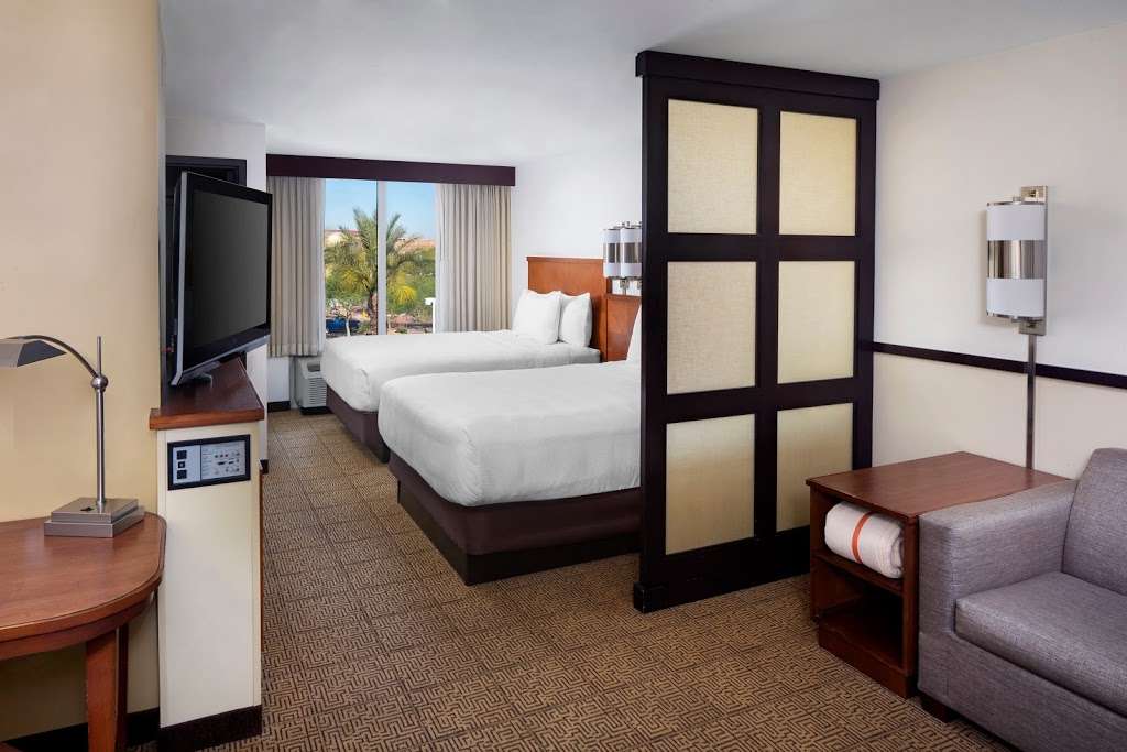 Hyatt Place Phoenix/Mesa | 1422 W, Bass Pro Dr, Mesa, AZ 85201, USA | Phone: (480) 969-8200