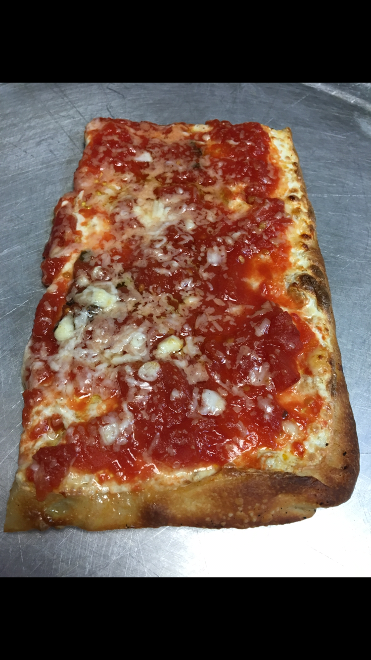 Valduccis Pizza | 3010 Veterans Rd W, Staten Island, NY 10309, USA | Phone: (212) 470-2277