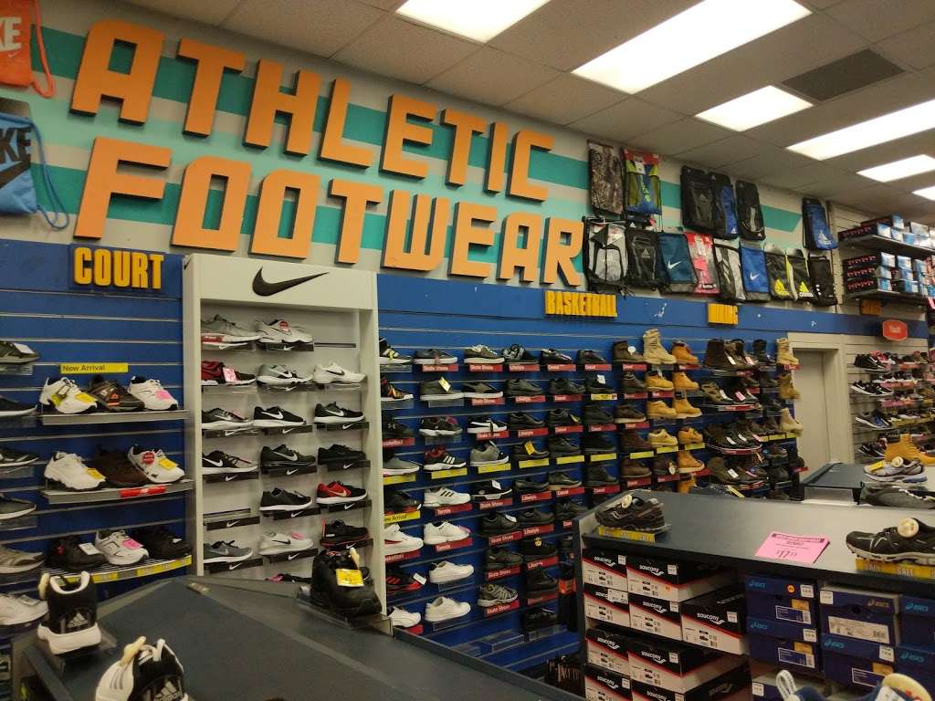 Big 5 Sporting Goods | 1630 Mt Diablo Blvd, Walnut Creek, CA 94596, USA | Phone: (925) 932-4196