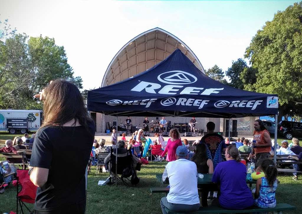 Pennoyer Park Band Shell | Kennedy Dr, Kenosha, WI 53140, USA