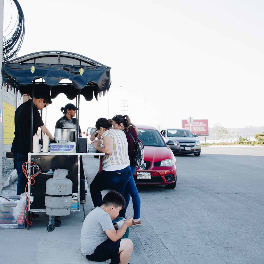 Los Empapelados | Blvd. Francisco Zarco, La Joya, B.C., Mexico