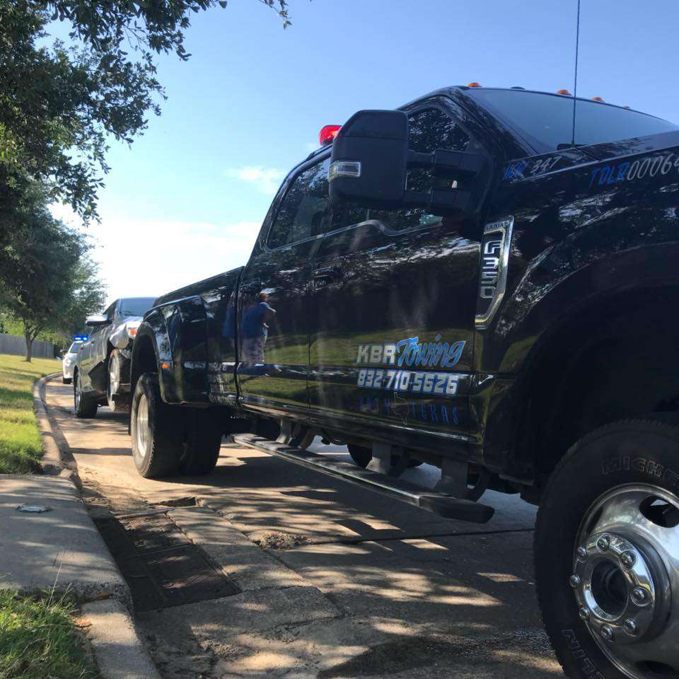 KBR Towing Service | 1640 Mountain Laurel Rd, Sealy, TX 77474, USA | Phone: (832) 710-5626