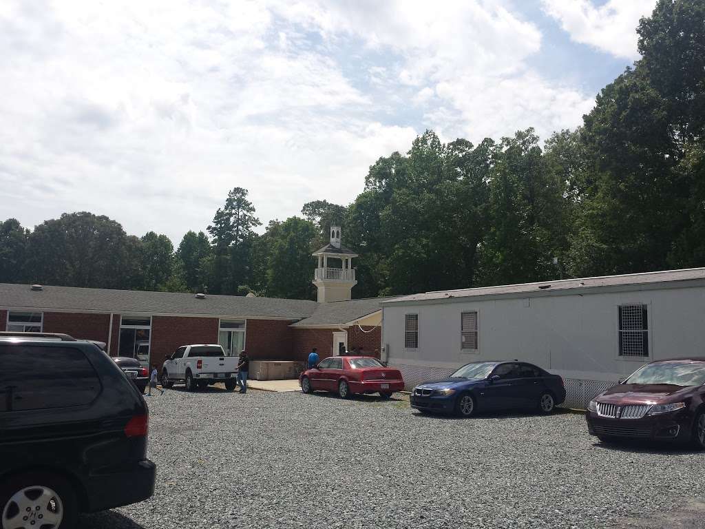 Islamic Center of Charlotte | 1700 Progress Ln, Charlotte, NC 28205, USA | Phone: (704) 537-9399