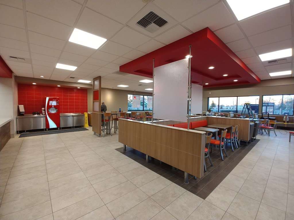 Burger King | 620 E Tehachapi Blvd, Tehachapi, CA 93561, USA | Phone: (661) 822-1897