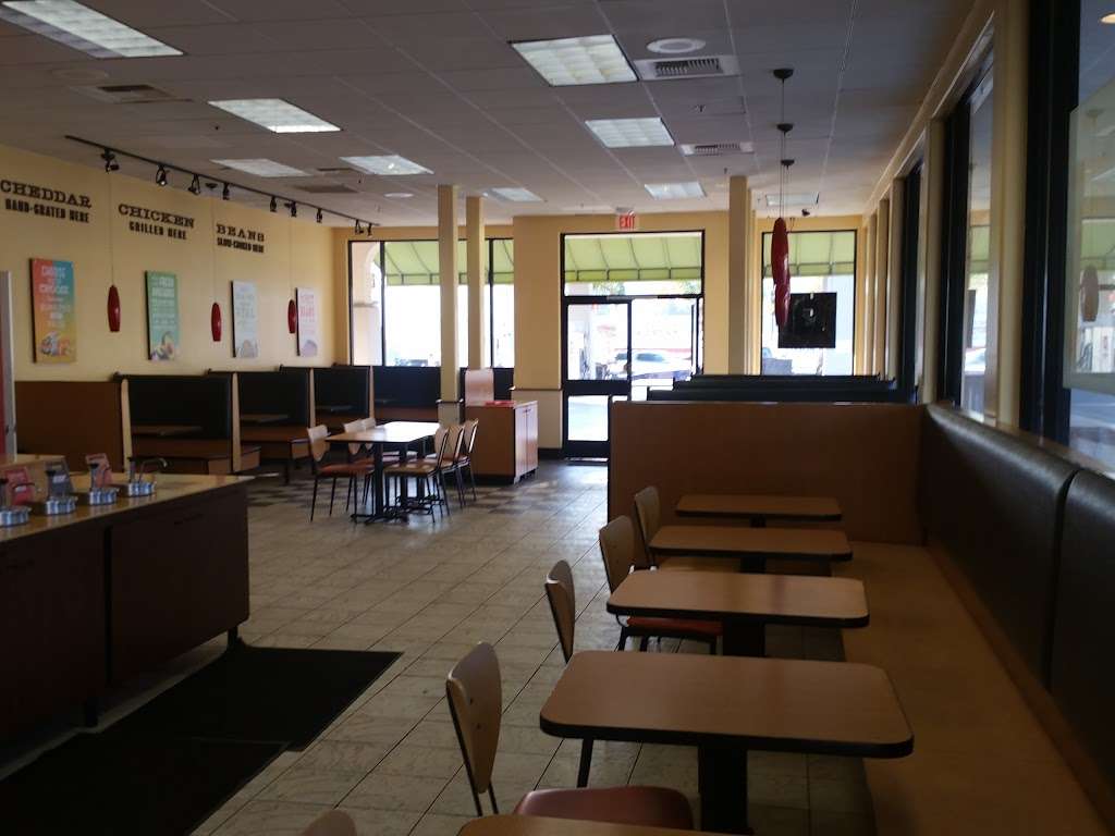 Del Taco | 55 E Hallock Dr, Santa Paula, CA 93060, USA | Phone: (805) 525-4444