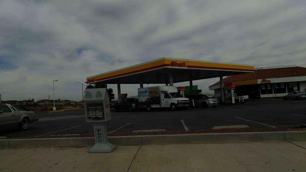 Shell | 17918 Bear Valley Rd, Victorville, CA 92395, USA | Phone: (760) 947-6411