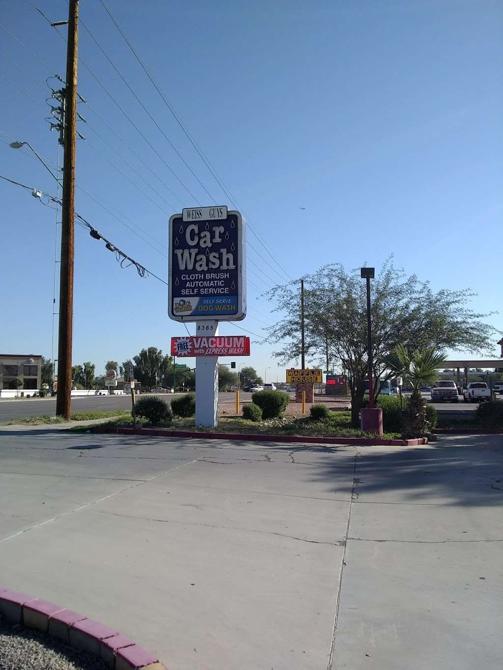 Weiss Guys Express Car and Dog Wash | 8365 W McDowell Rd, Tolleson, AZ 85353, USA | Phone: (623) 907-3316