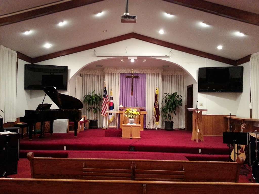 Korean Methodist Church | 1526 10th Ave, Leavenworth, KS 66048 | Phone: (913) 682-7007