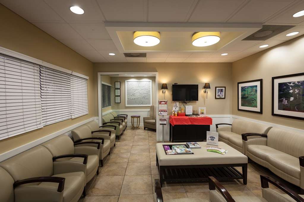 Conviva Care Center Everglades | 349 NW 16th St Suite 104, Belle Glade, FL 33430, USA | Phone: (561) 996-1990