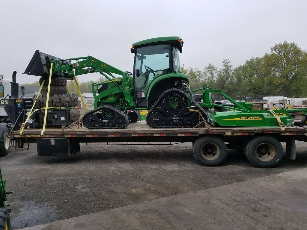 Hudson River Tractor Co LLC | 6723, 27 6 1/2 Station Rd, Goshen, NY 10924 | Phone: (845) 294-2500