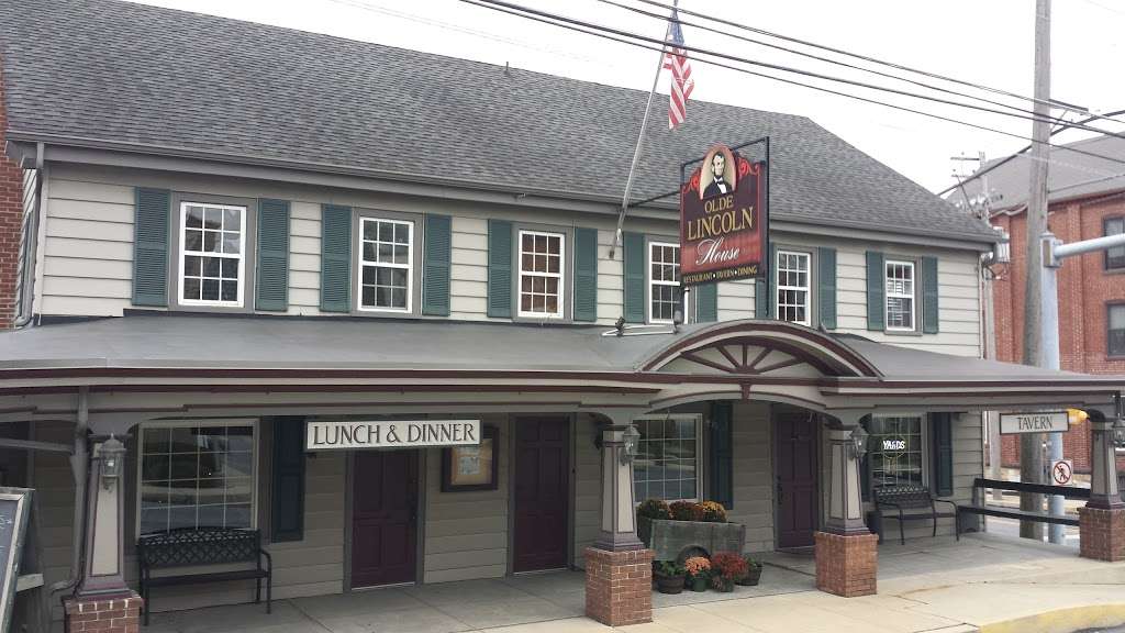 Olde Lincoln House | 1398 W Main St, Ephrata, PA 17522, USA | Phone: (717) 733-3490