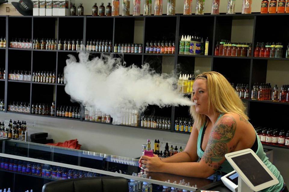 Vapor Connection LLC Vape Shop | 610 Center Ave, Blawnox, PA 15238, USA | Phone: (412) 828-3191