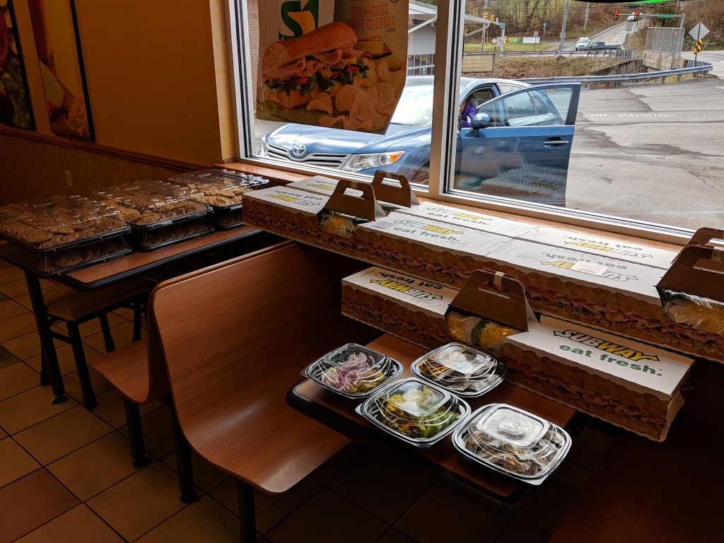 Subway Restaurants | 13 Carverton Rd, Shavertown, PA 18708, USA | Phone: (570) 696-9600