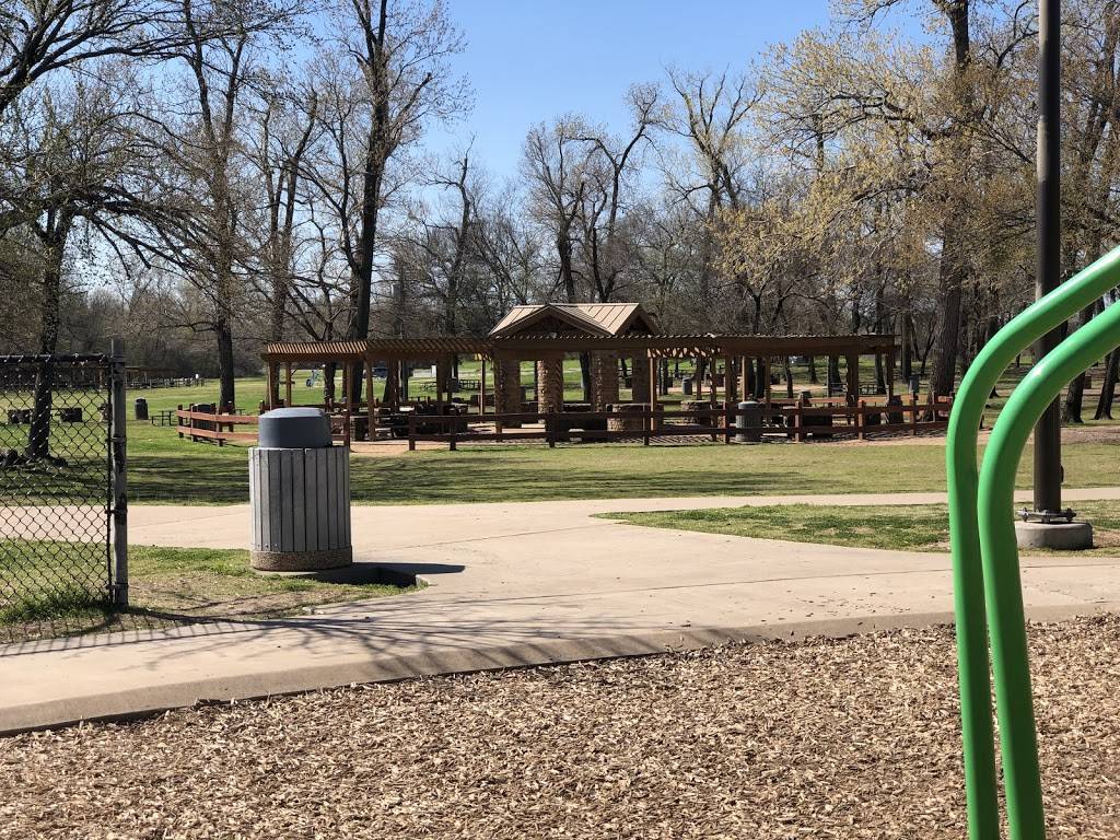 River Legacy Parks | 701 NW Green Oaks Blvd, Arlington, TX 76006, USA | Phone: (817) 459-5474