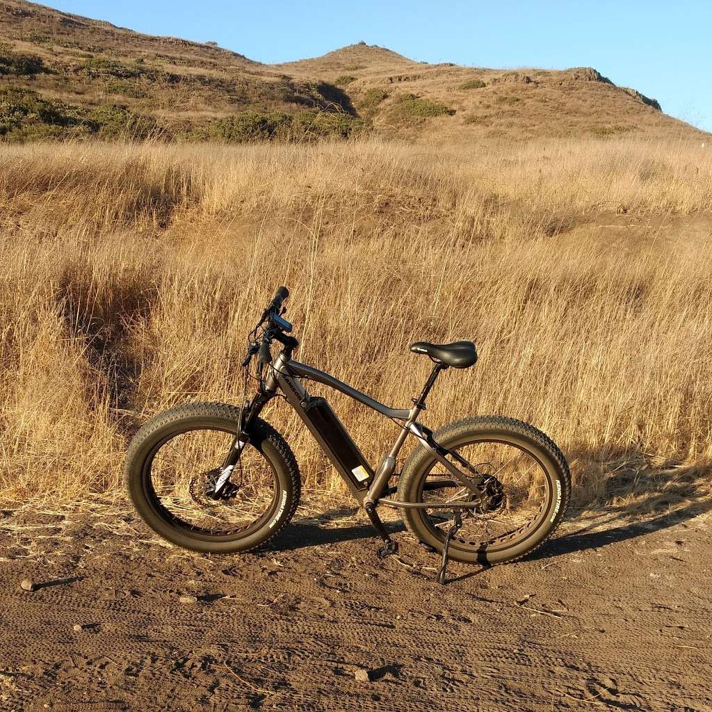 Hill Canyon Trailhead | Hill Canyon Rd, Camarillo, CA 93012, USA