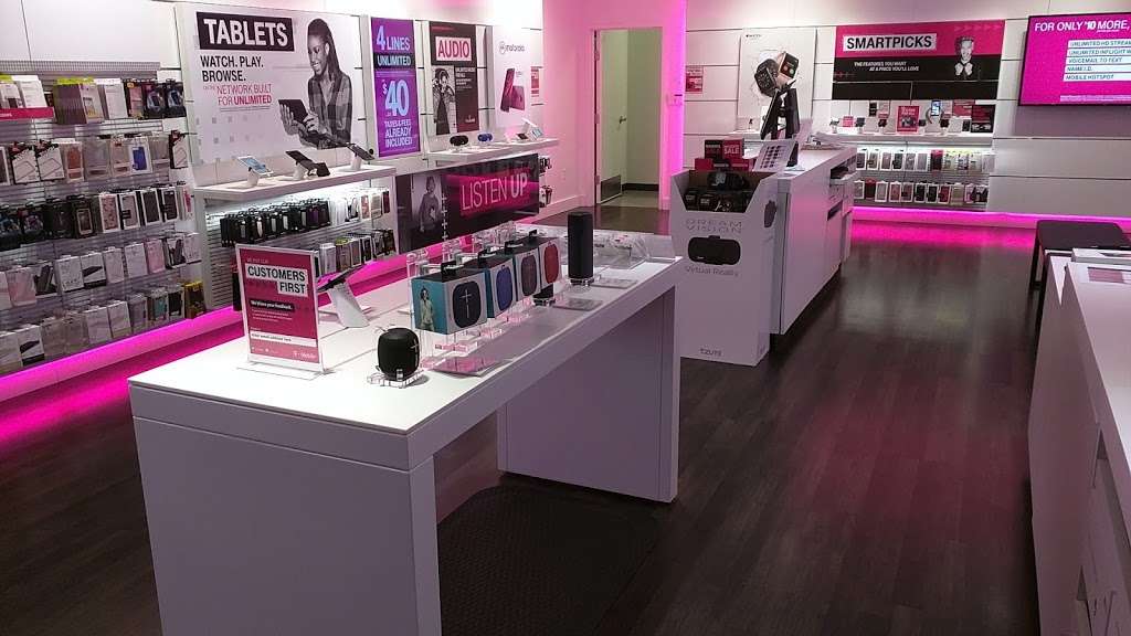 T-Mobile | 100 McCaslin Blvd Unit 107, Superior, CO 80027, USA | Phone: (720) 398-5093