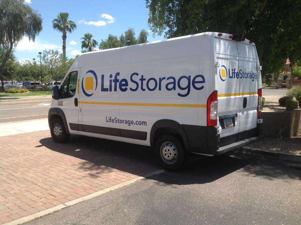 Life Storage | 6218 W Behrend Dr, Glendale, AZ 85308, USA | Phone: (623) 748-4764