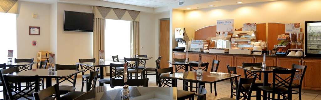 Holiday Inn Express Bethany Beach | 39642 Jefferson Bridge Rd, Bethany Beach, DE 19930, USA | Phone: (302) 541-9200