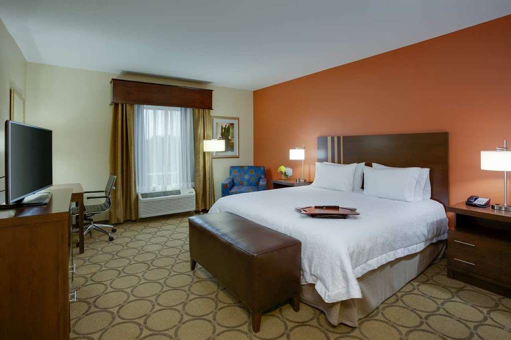 Hampton Inn & Suites Philadelphia/Bensalem | 3660 Street Rd, Bensalem, PA 19020, USA | Phone: (267) 332-2200