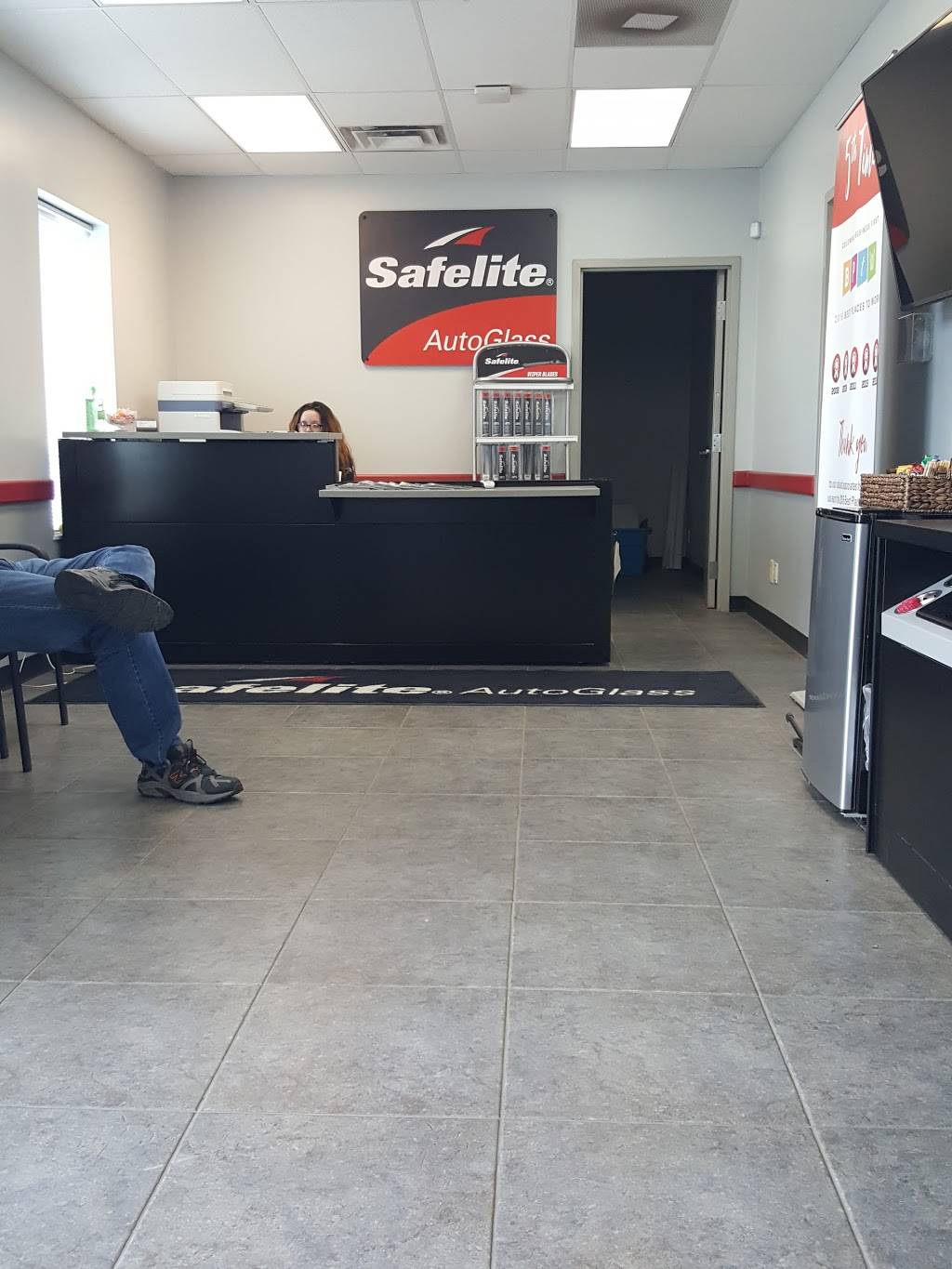 Safelite AutoGlass | 1670 Harmon Ave Ste C, Columbus, OH 43223, USA | Phone: (614) 502-7909