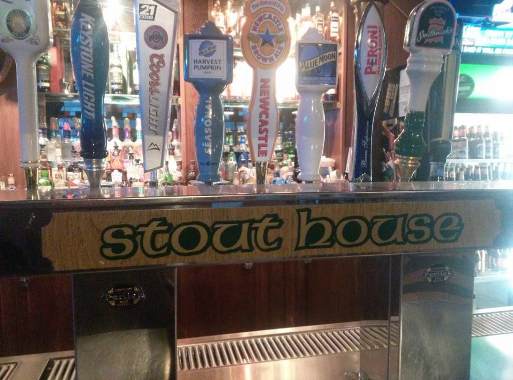 Luckys Stout House | 1475 N High St, Columbus, OH 43201, USA | Phone: (614) 294-5825