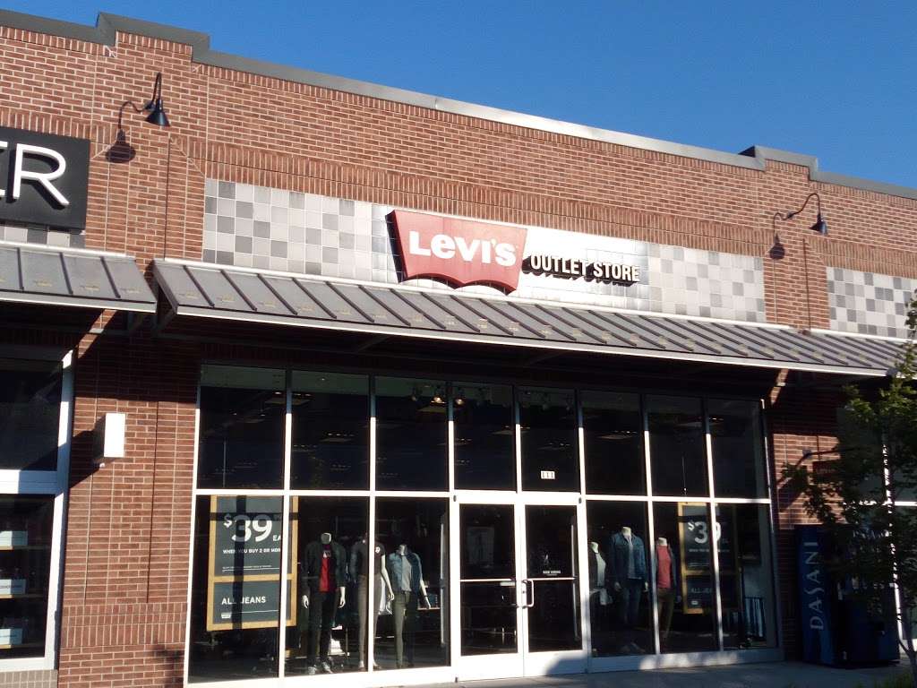 Levis® Outlet Store at the Legends Outlets Kansas City | 1829 Village West Pkwy Ste T-111, Kansas City, KS 66111, USA | Phone: (913) 299-8840