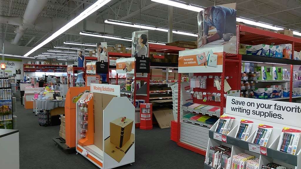 Staples | 1950 W, FL-426, Oviedo, FL 32765, USA | Phone: (407) 977-0586