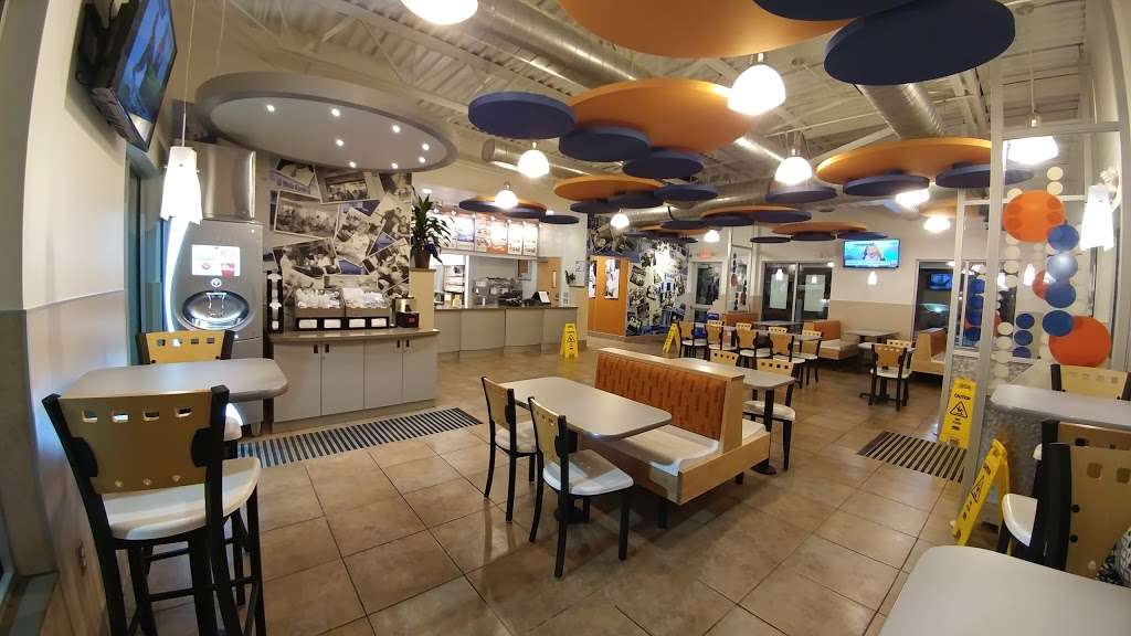 White Castle | 4053 US-1, Monmouth Junction, NJ 08852, USA | Phone: (732) 274-0010