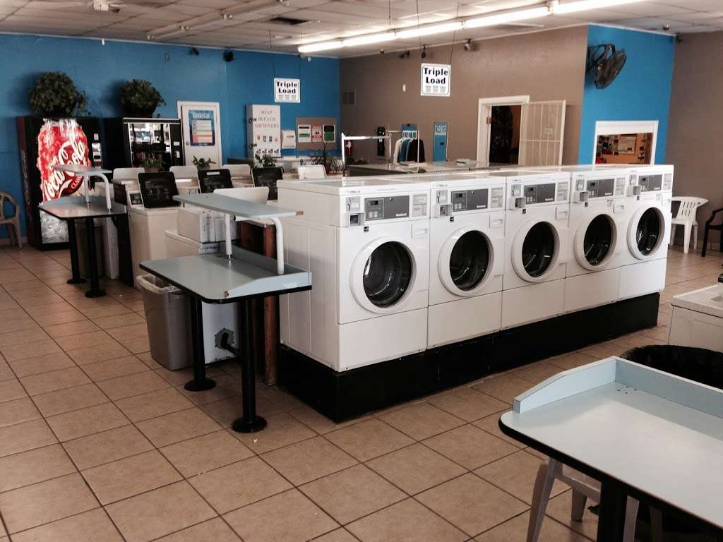 Wash N Wear Laundromat | 1640 N Scottsdale Rd, Tempe, AZ 85281, USA | Phone: (480) 387-2300