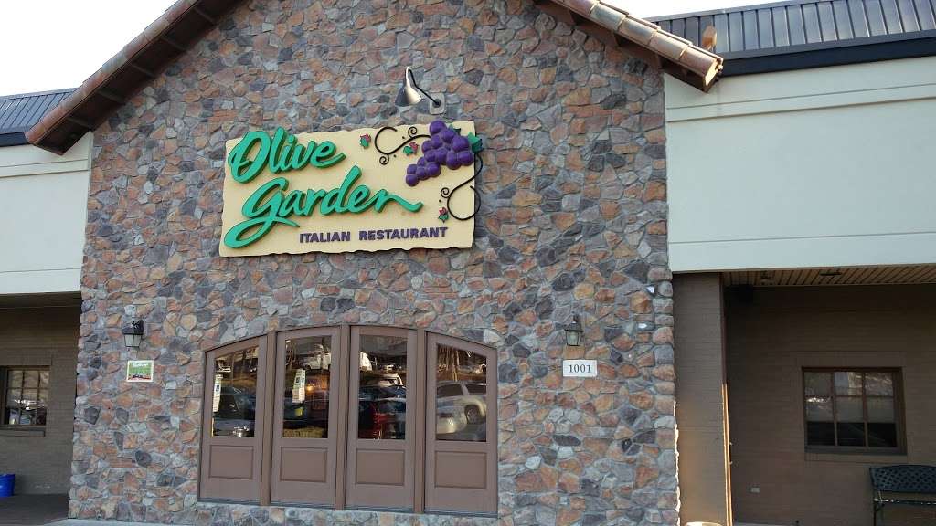 Olive Garden Italian Restaurant | 1001 Baltimore Pike #1b, Springfield, PA 19064, USA | Phone: (610) 544-4196