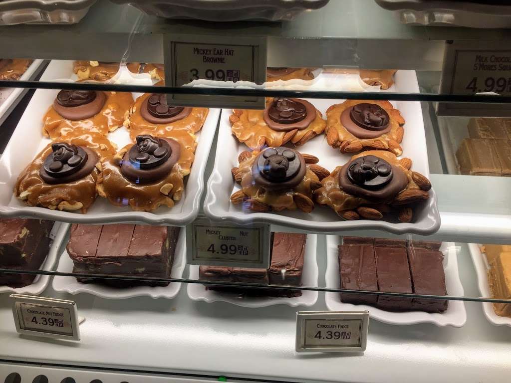 Main Street Confectionery | Walt Disney World Resort, Bay Lake, FL 32836, USA | Phone: (407) 824-4321