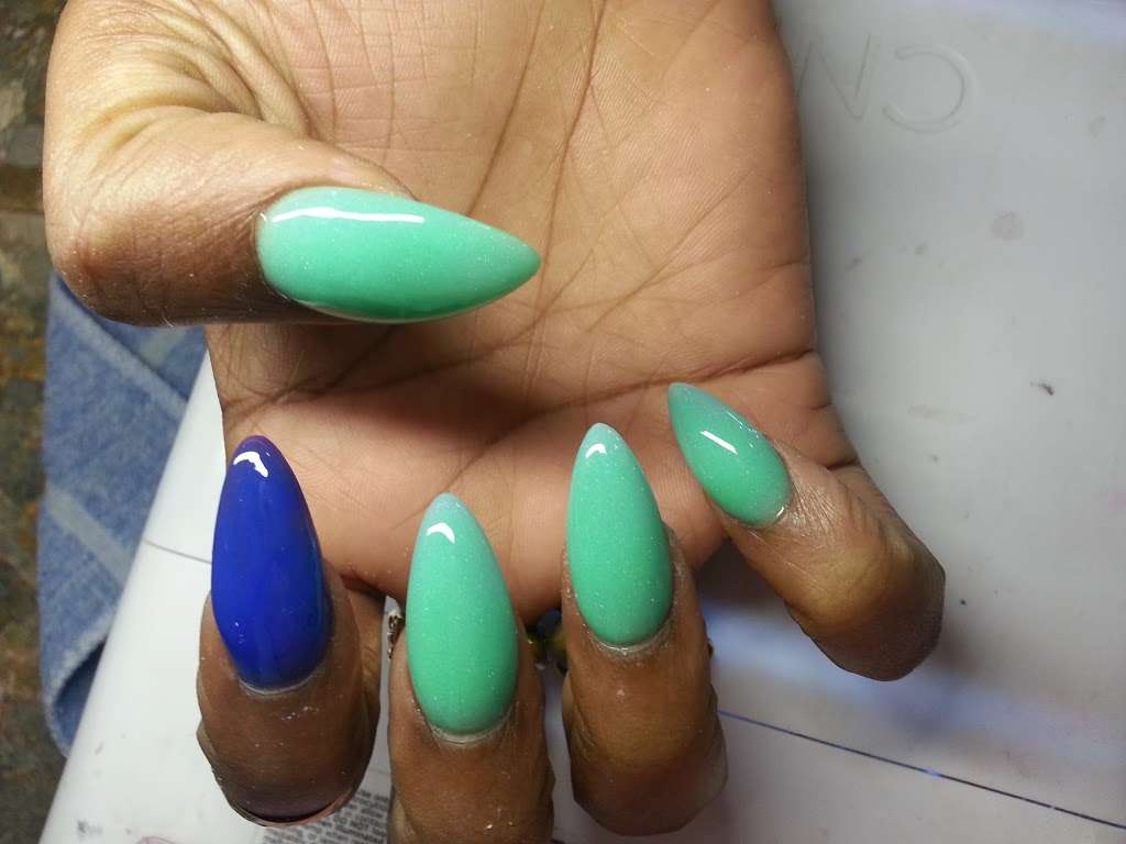 Fabulous Nails Spa and Lashes | 11300 West Rd M, Houston, TX 77065 | Phone: (281) 469-5488