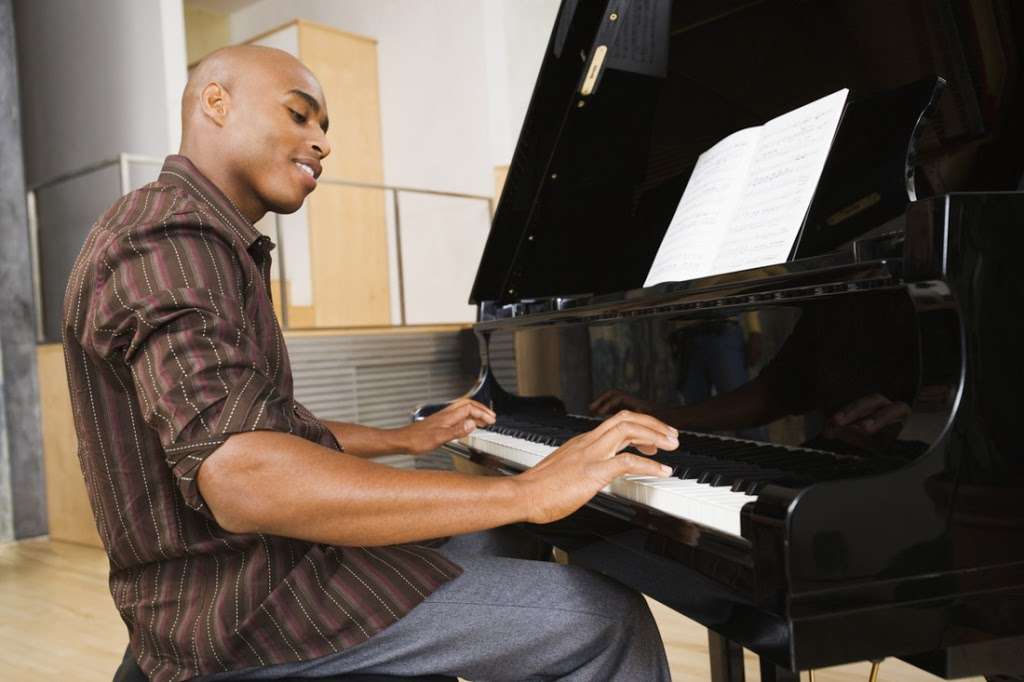 Lessons.com - Piano Lessons | 4 Lafayette Cir, Downingtown, PA 19335, USA | Phone: (877) 377-3504