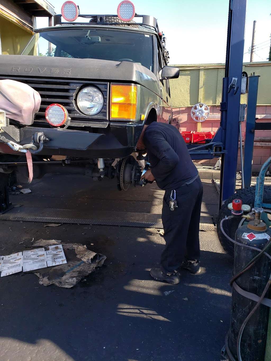 San Juan Muffler Shop | 11827 Valley View Ave, Whittier, CA 90604, USA | Phone: (562) 944-6353