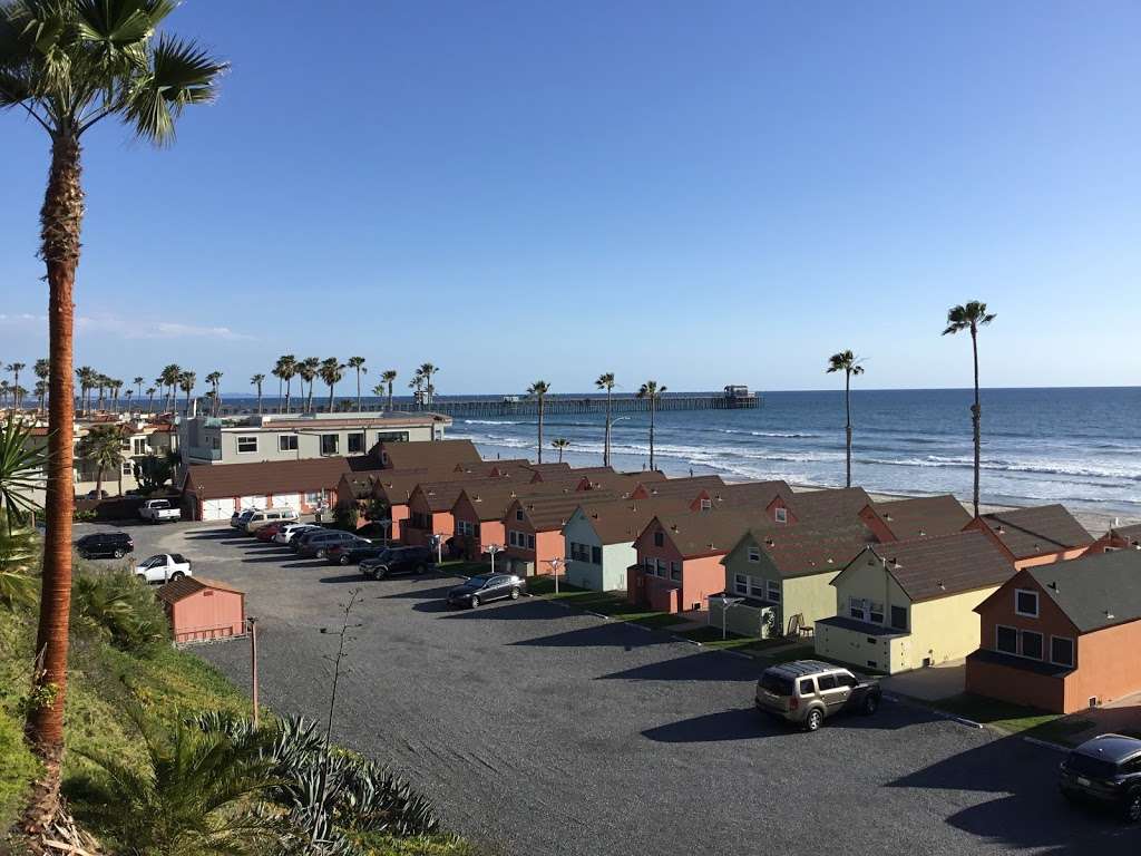 Roberts Cottages | 704 The Strand N, Oceanside, CA 92054, USA | Phone: (760) 721-8128