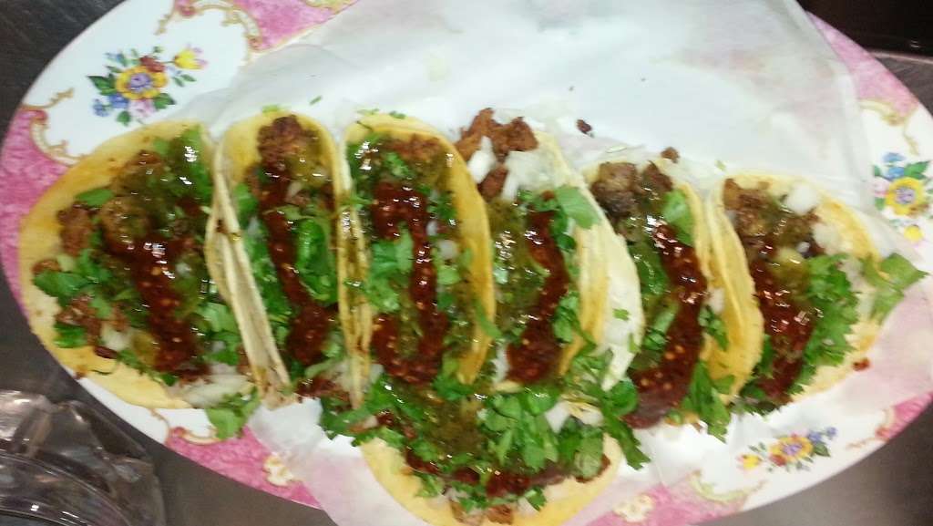 Nayos Taqueria | 2240 Alum Rock Ave, San Jose, CA 95116, USA | Phone: (408) 685-6716