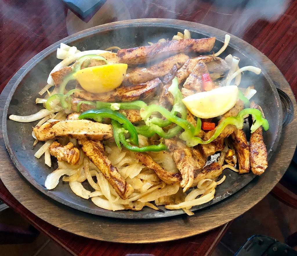 Papis Fajitas | N Main St, Zachary, LA 70791, USA | Phone: (225) 570-2299